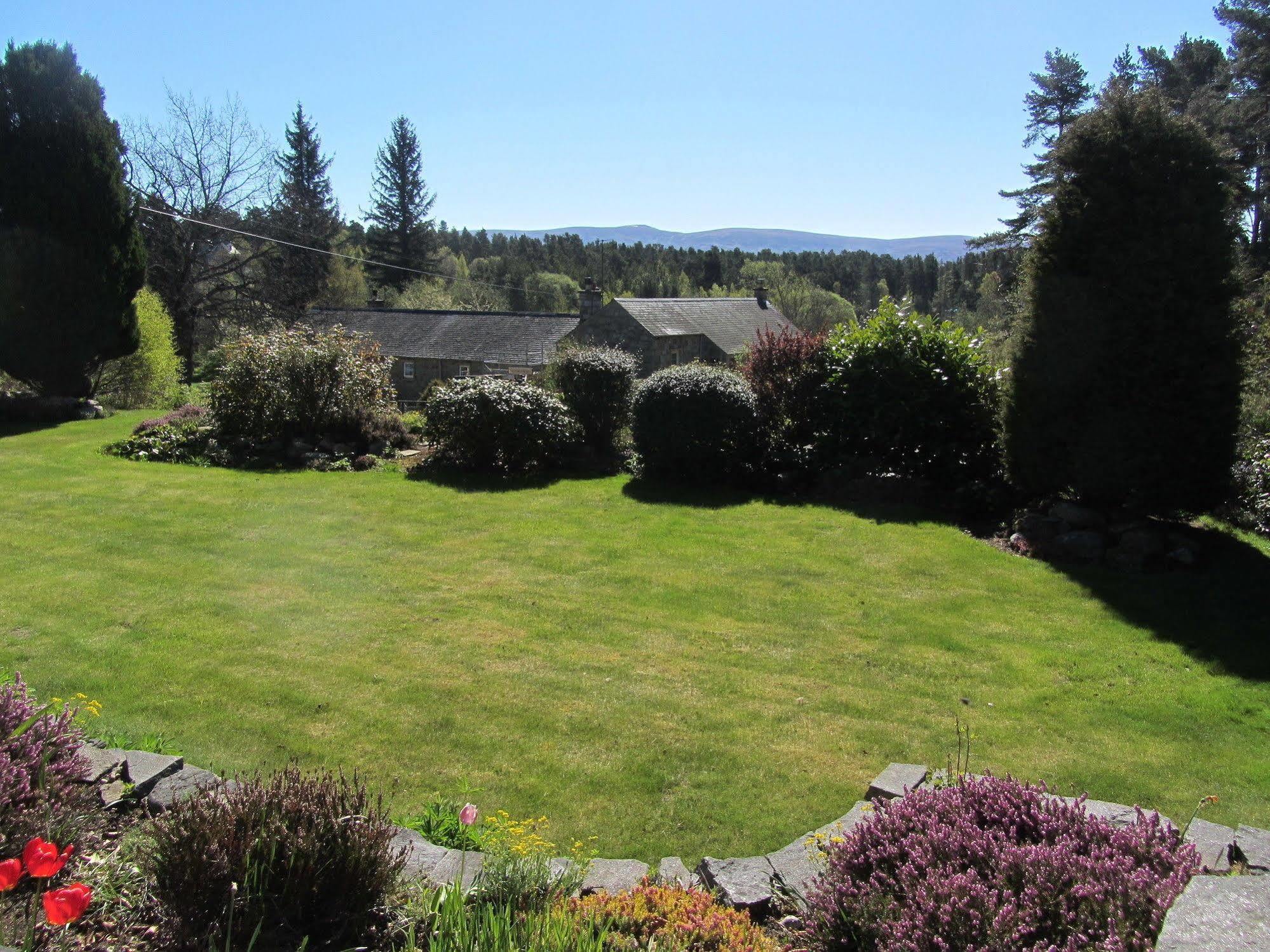 Rossmor Bed & Breakfast Grantown-on-Spey Kültér fotó